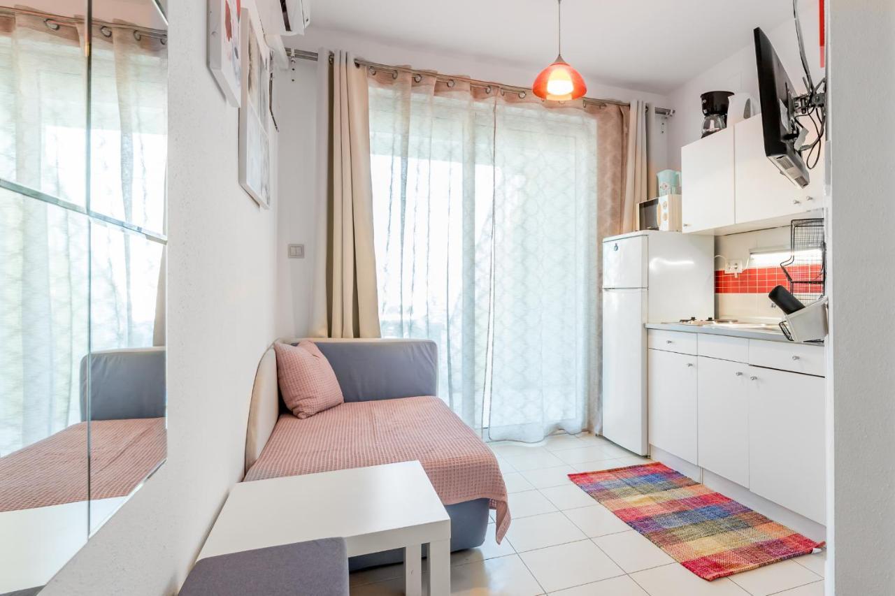 Beach Holiday Baska Экстерьер фото