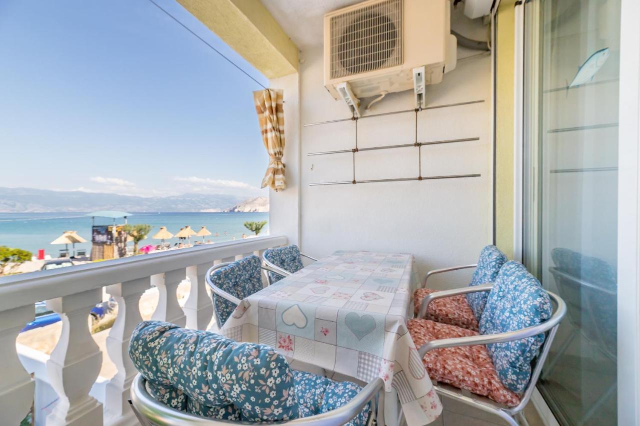Beach Holiday Baska Экстерьер фото
